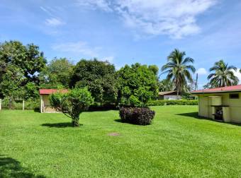 En Venta este precioso rincón escondido en la Selva de Guácimo. 