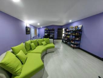 Se Vende Casa de Lujo en Villa Real Santa Ana