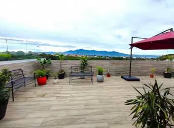 Se vende moderna casa de 2 plantas con terraza en Alajuela 26-142 Se vende moderna casa de 2 plantas con terraza en Alajuela 26-142