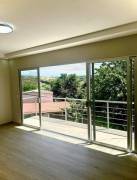 Se vende moderna casa con patio en Santa Eulalia de Atenas 25-1821