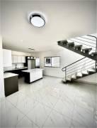 Se vende moderna casa con patio en Santa Eulalia de Atenas 25-1821