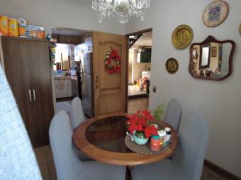 Se vende espaciosa casa con uso mixto en San Roque de Barva 24-1155 Se vende espaciosa casa con uso mixto en San Roque de Barva 24-1155