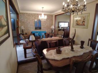 Se vende espaciosa casa con uso mixto en San Roque de Barva 24-1155 Se vende espaciosa casa con uso mixto en San Roque de Barva 24-1155
