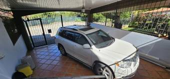 Se vende espaciosa casa de 2 plantas en San Roque de Barva 25-1951