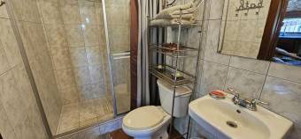 Se vende espaciosa casa de 2 plantas en San Roque de Barva 25-1951