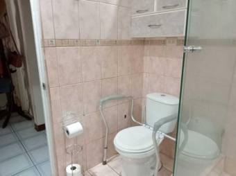 Se vende espaciosa casa con patio en Santa Lucia de Barva 24-1354 Se vende espaciosa casa con patio en Santa Lucia de Barva 24-1354