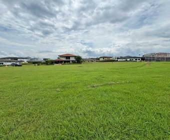 Lot for sale in the Los Manzanos condominium, within Ciudad Hacienda Los Reyes in La Guacima.