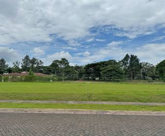 Lot for sale in the Los Manzanos condominium, within Ciudad Hacienda Los Reyes in La Guacima.