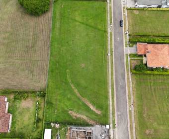 Lot for sale in the Los Manzanos condominium, within Ciudad Hacienda Los Reyes in La Guacima.