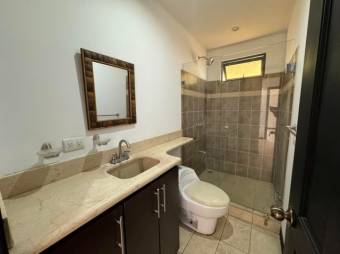 Se vende espaciosa casa con terraza en San Antonio de Belén 25-1028 Se vende espaciosa casa con terraza en San Antonio de Belén 25-1028