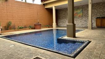 Se vende moderna casa con piscina en San Antonio de Belén 24-1669 Se vende moderna casa con piscina en San Antonio de Belén 24-1669