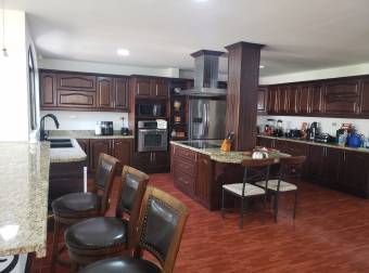 ESPECTACULAR CASA RIO ORO, PIEDADES, SANTA ANA  MP 26-136