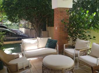 OPORTUNIDAD AMPLIA CASA  Santa Ana, Pereira MP 25-114