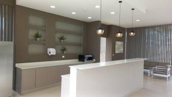 Se vende moderna casa con patio en condominio de Curridabat 25-1765