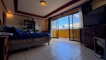 Se vende espaciosa casa con patio en Condominio Lomas de Granadilla 26-65 Se vende espaciosa casa con patio en Condominio Lomas de Granadilla 26-65