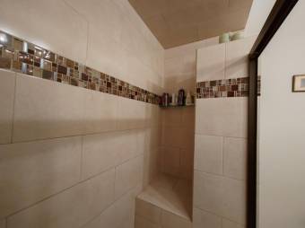 Se vende espaciosa casa con patio en condominio de Granadilla 25-251 Se vende espaciosa casa con patio en condominio de Granadilla 25-251