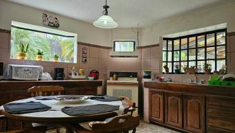 Se vende moderna casa con amplio patio en Granadilla Curridabat 25-1953 Se vende moderna casa con amplio patio en Granadilla Curridabat 25-1953