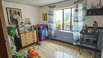 Se vende moderna casa con amplio patio en Granadilla Curridabat 25-1953 Se vende moderna casa con amplio patio en Granadilla Curridabat 25-1953