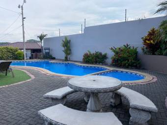 Se vende espaciosa casa con patio en condominio de Desamparados 23-1274 Se vende espaciosa casa con patio en condominio de Desamparados 23-1274