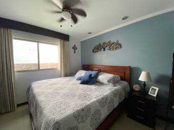 Se vende espaciosa casa con patio en condominio de Desamparados 23-1274 Se vende espaciosa casa con patio en condominio de Desamparados 23-1274