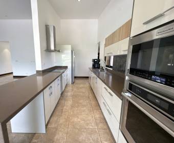 House for sale in Hacienda Espavel gated community