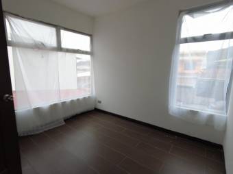 Se vende espaciosa casa con patio en Gravillas de Desamparados 25-553 Se vende espaciosa casa con patio en Gravillas de Desamparados 25-553