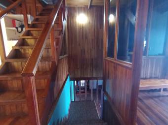 Se venden 2 casas con amplio lote de 1200m2 en San Miguel Desamparados 25-1620