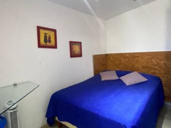 Se vende casa de lujo con  terraza en condominio de Escazú Centro 25-524