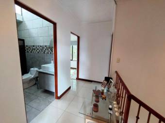 Se vende espaciosa casa en condominio de Turrucares Alajuela 25-1286 Se vende espaciosa casa en condominio de Turrucares Alajuela 25-1286