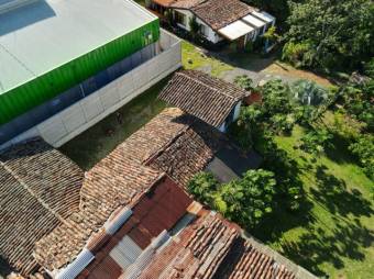 Se vende lote de 3,177m2 con uso mixto en Santa Rosa Heredia 24-404