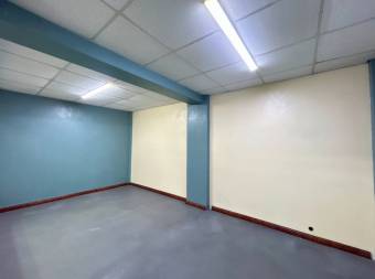 VENTA DE EDIFICIO CON OFICINAS Y APARTAMENTO - ARANJUEZ, SAN JOSÉ