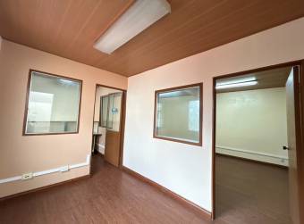 VENTA DE EDIFICIO CON OFICINAS Y APARTAMENTO - ARANJUEZ, SAN JOSÉ