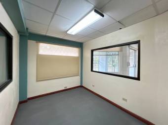 VENTA DE EDIFICIO CON OFICINAS Y APARTAMENTO - ARANJUEZ, SAN JOSÉ