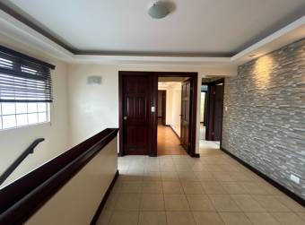 VENTA DE EDIFICIO CON OFICINAS Y APARTAMENTO - ARANJUEZ, SAN JOSÉ