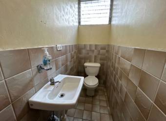 VENTA DE EDIFICIO CON OFICINAS Y APARTAMENTO - ARANJUEZ, SAN JOSÉ