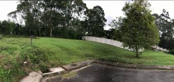 Se vendel lindos lotes en San Rafael de Montes de Oca