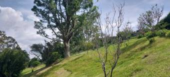 Beautiful farm with views, San Isidro de Heredia 5.5 acres