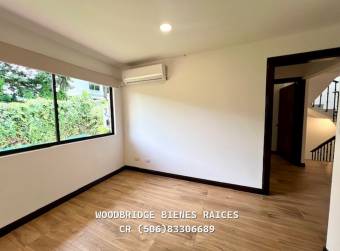 Escazu casa en venta $360.000 /modernos acabados, remodelada Escazu casa en venta $360.000 /modernos acabados, remodelada