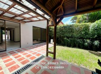 Escazu casa en venta $360.000 /modernos acabados, remodelada Escazu casa en venta $360.000 /modernos acabados, remodelada