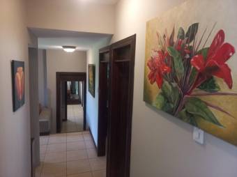 Se vende casa con amplio lote de 3,000m2 en La Garita Alajuela 26-131