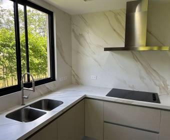 House with 4 bedrooms for sale in the Hacienda Espavel condominium in La Guacima.