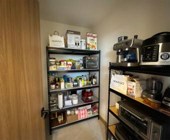 House with 4 bedrooms for sale in the Hacienda Espavel condominium in La Guacima.