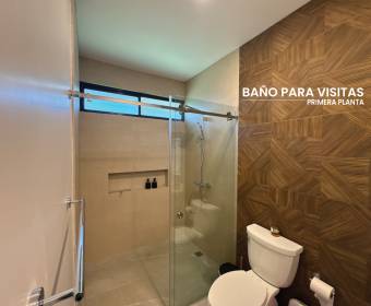 House with 4 bedrooms for sale in the Hacienda Espavel condominium in La Guacima.