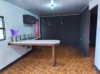 Tu Oasis en Atenas ¡Hogar y Comodidad en San José Sur!