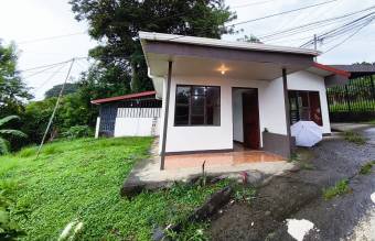 Tu Oasis en Atenas ¡Hogar y Comodidad en San José Sur!