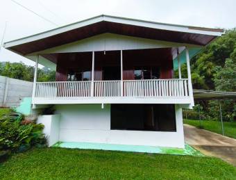 Descubre la Tranquilidad Casa en Volio con Jardín, Árboles Frutales y Aire Fresco.