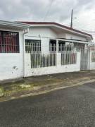 VENTA DE CASA, SAN JOSE, CALLE BLANCOS, URBANIZACIÓN LA CATALINA  