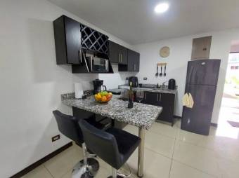 Se alquila apartamento amoblado en residencial de Ulloa Heredia 26-272