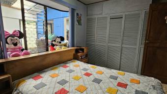 MLS-25-1953 LS VENTA CASA GRANADILLA CURRIDABAT 