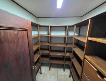 VENTA DE CASA, SANTA ANA, LINDORA, CONDOMINIO BOSQUES DE LINDORA  